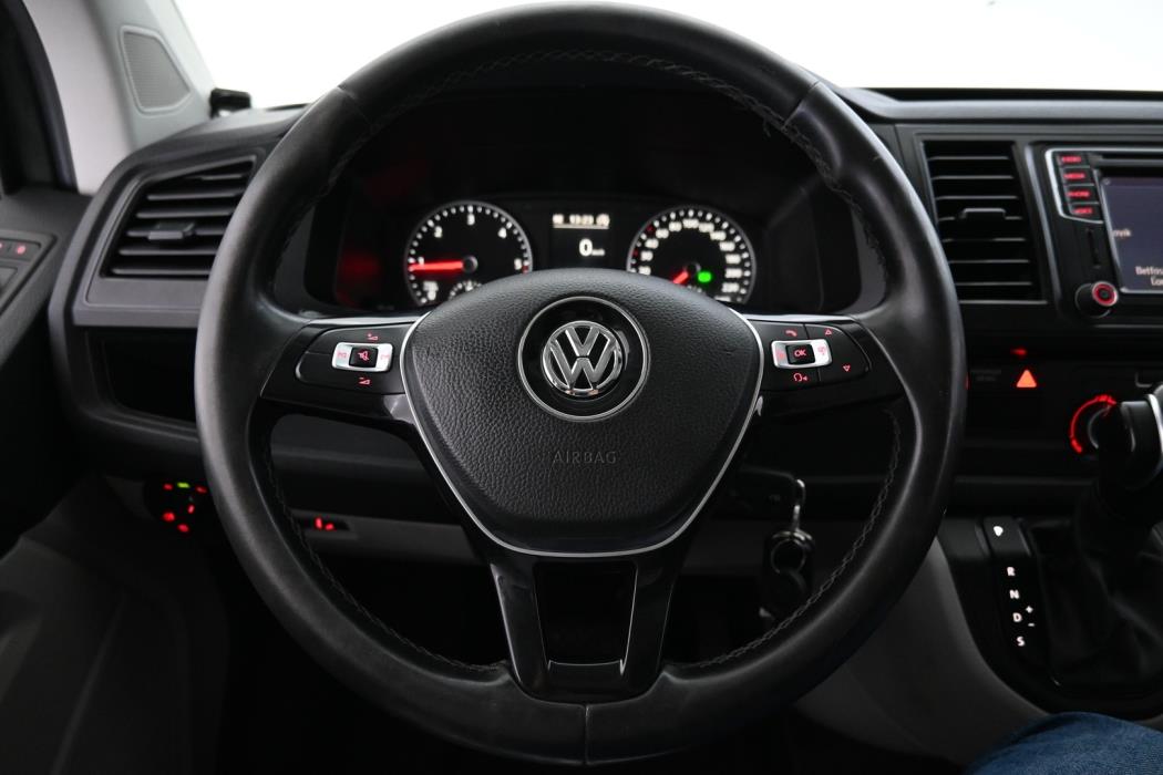 VOLKSWAGEN Transporter 2016