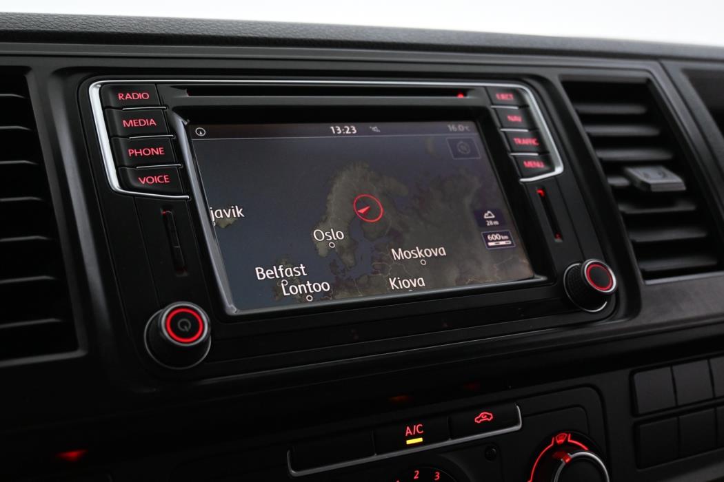 VOLKSWAGEN Transporter 2016