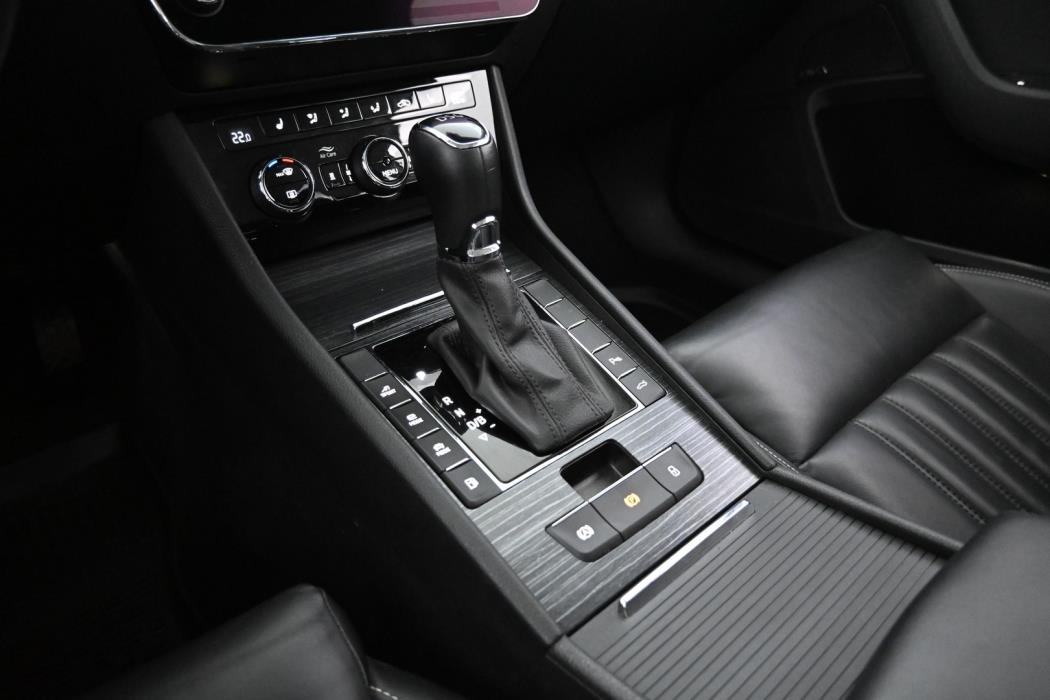 SKODA Superb 2022
