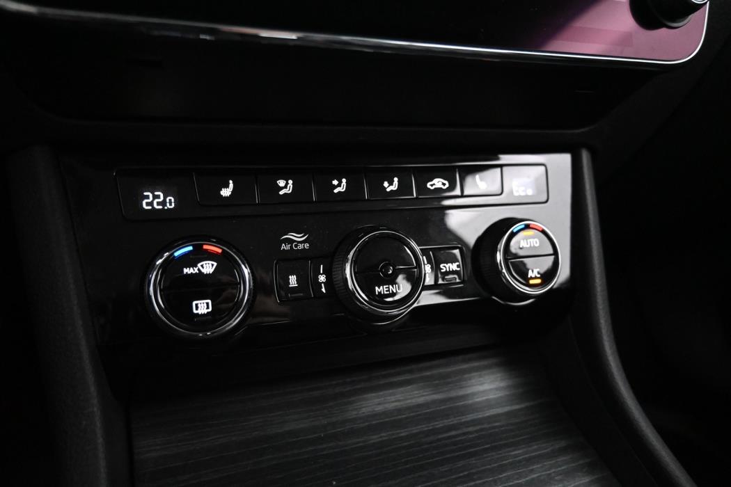 SKODA Superb 2022