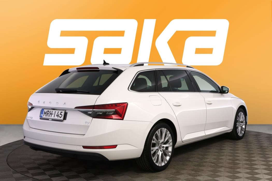 SKODA Superb 2022