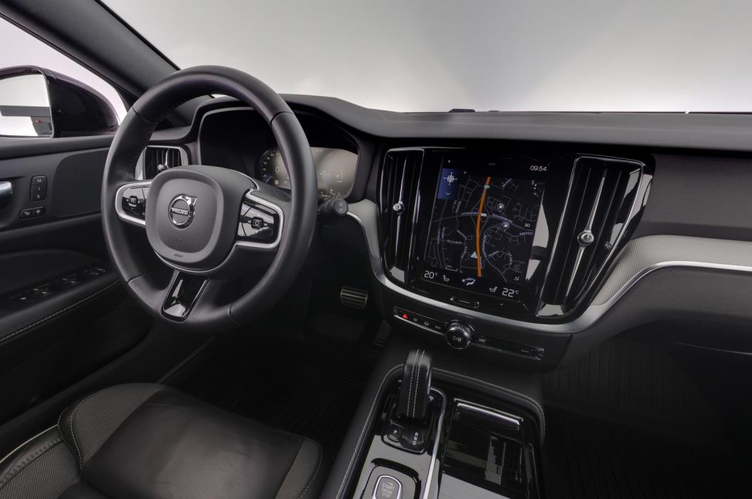 VOLVO V60 2022