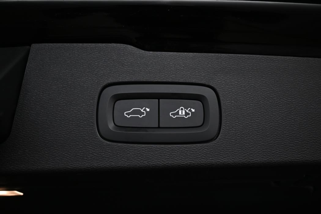 VOLVO V60 2022