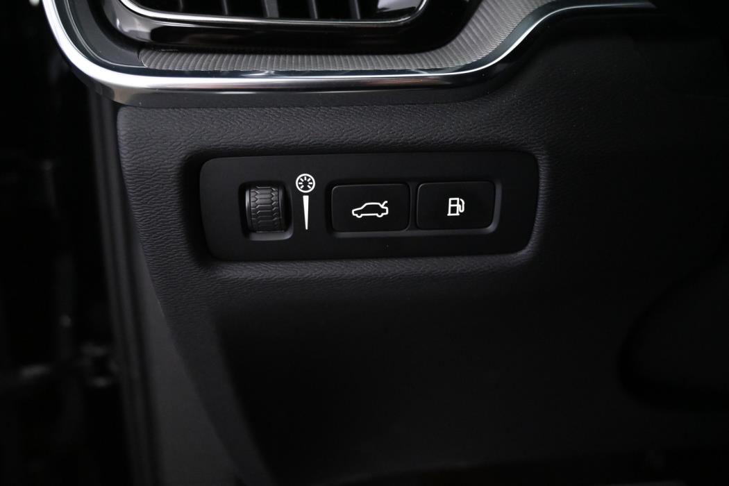 VOLVO V60 2022