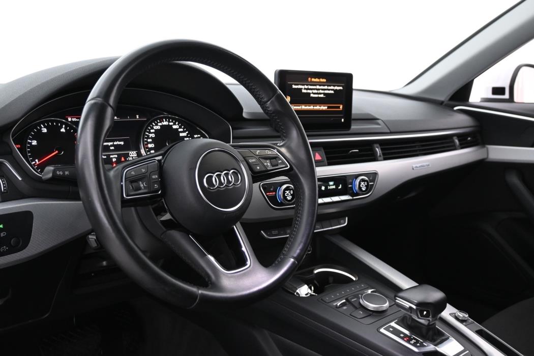 AUDI A4 2016