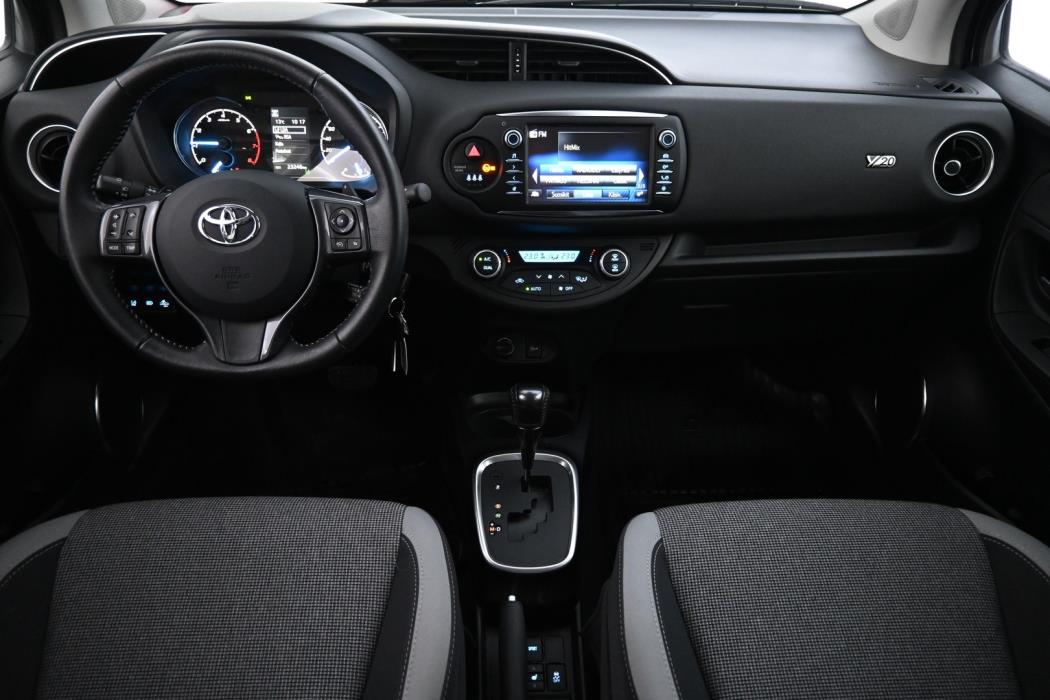 TOYOTA Yaris 2020