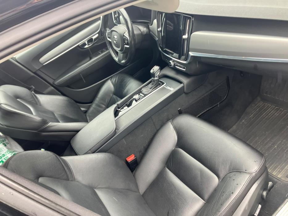 VOLVO S90 2017