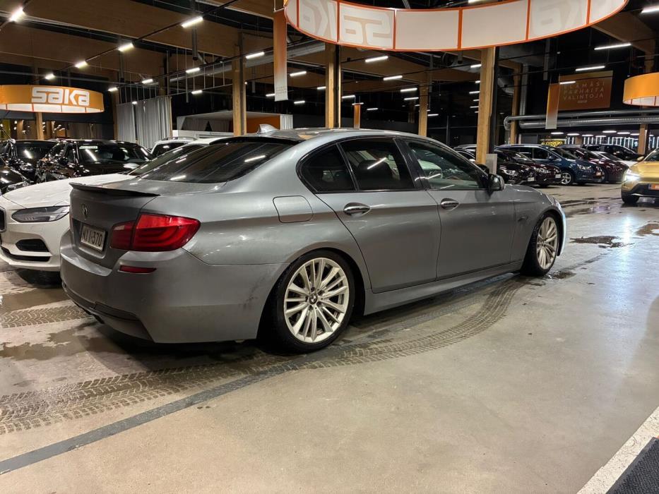 BMW 530 2010