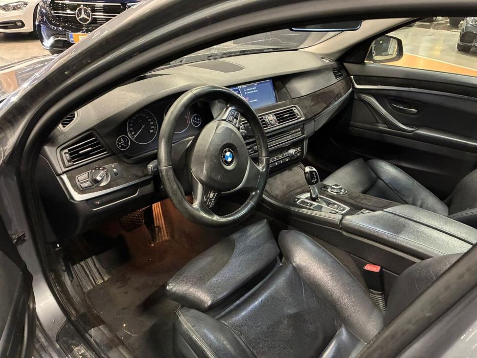 BMW 530 2010