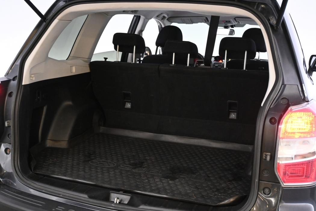 SUBARU Forester 2014