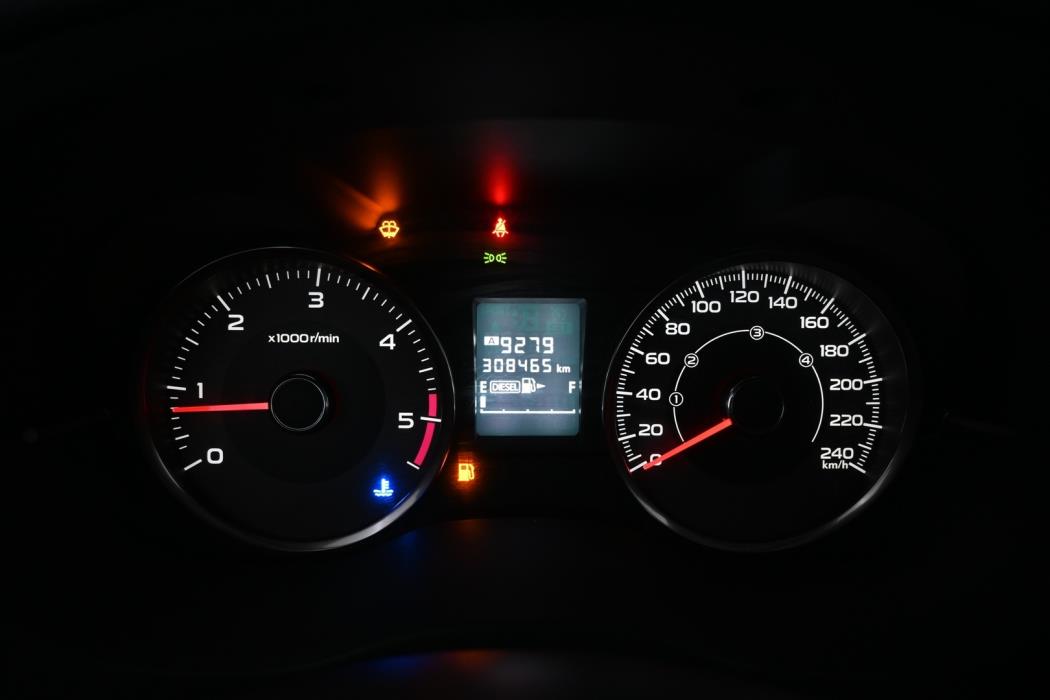 SUBARU Forester 2014