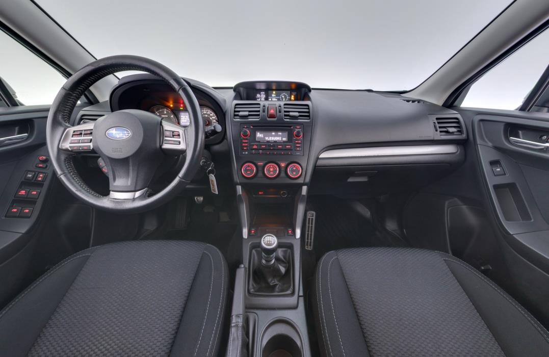 SUBARU Forester 2014