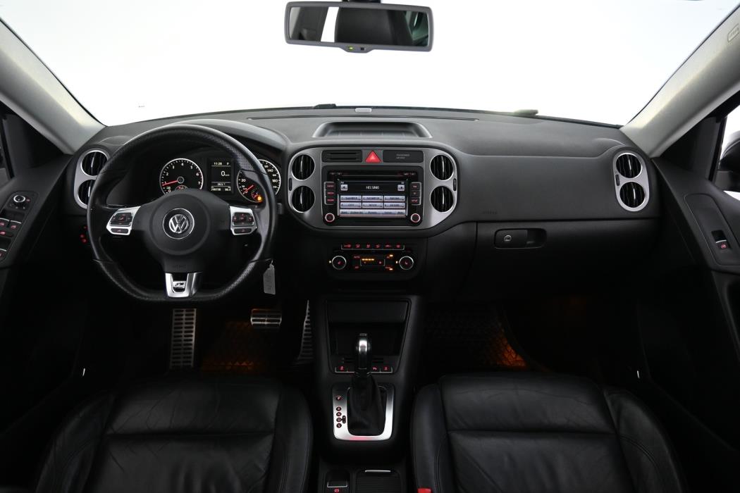 VOLKSWAGEN Tiguan 2011