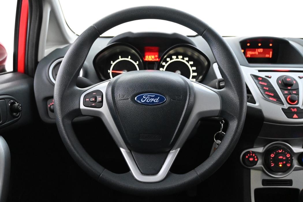 FORD Fiesta 2012