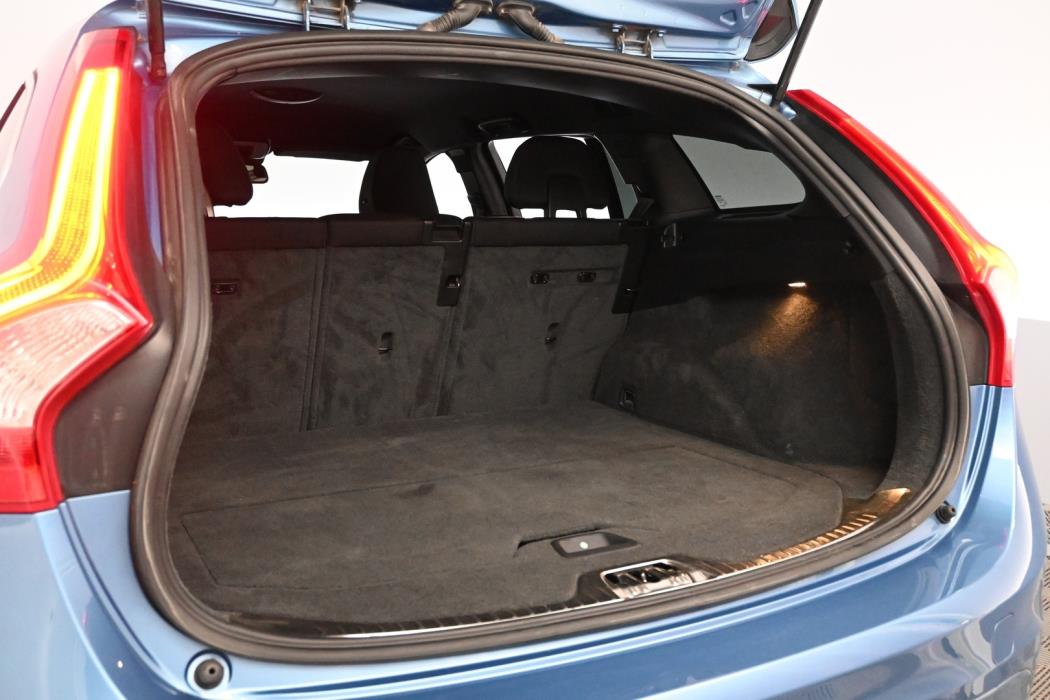 VOLVO V60 2014