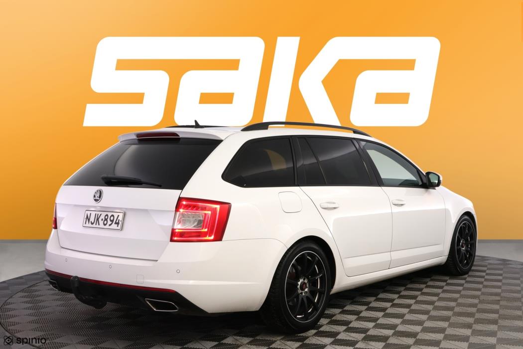 SKODA Octavia 2014