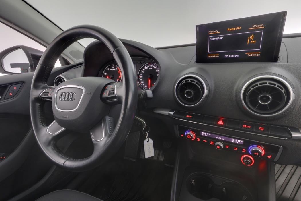 AUDI A3 2015