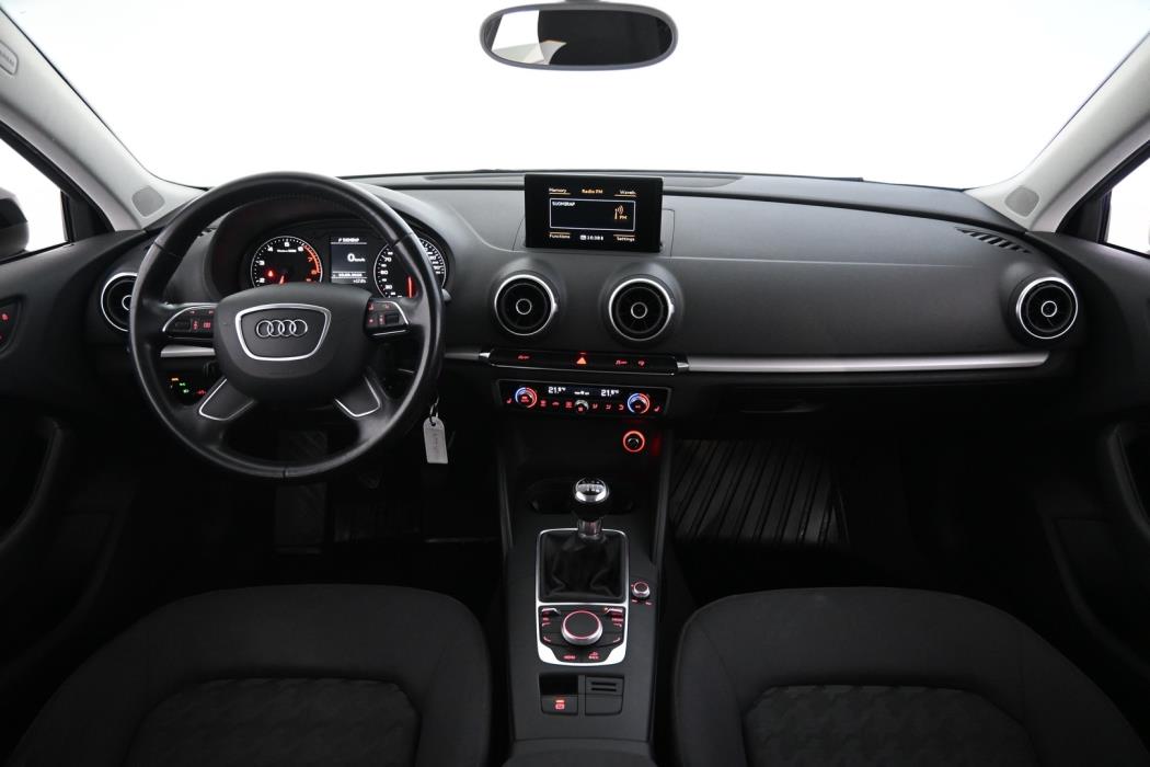 AUDI A3 2015