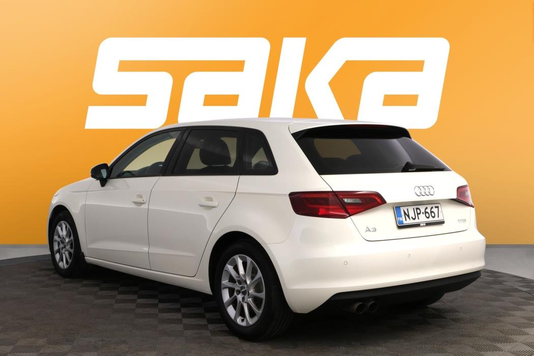 AUDI A3 2015