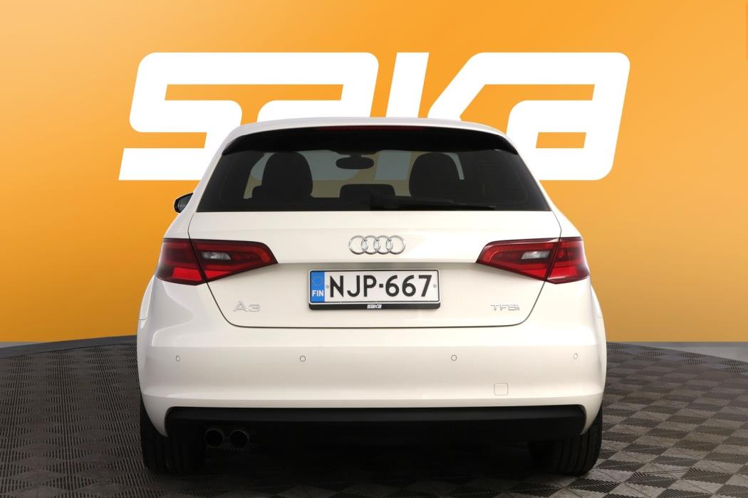 AUDI A3 2015