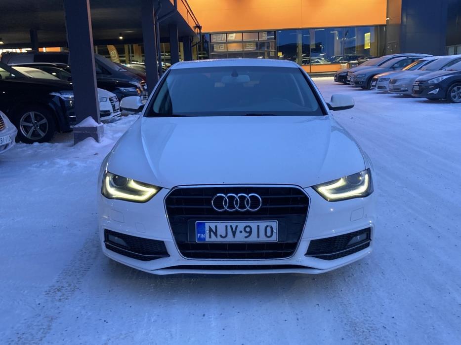AUDI A4 2015