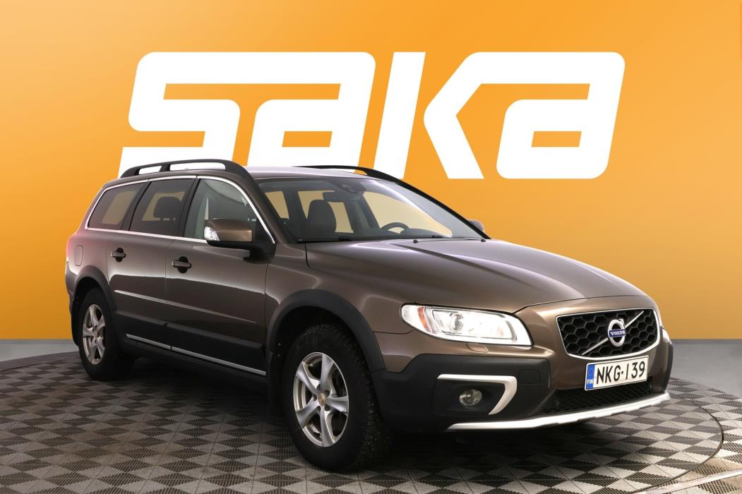 VOLVO XC70 2016