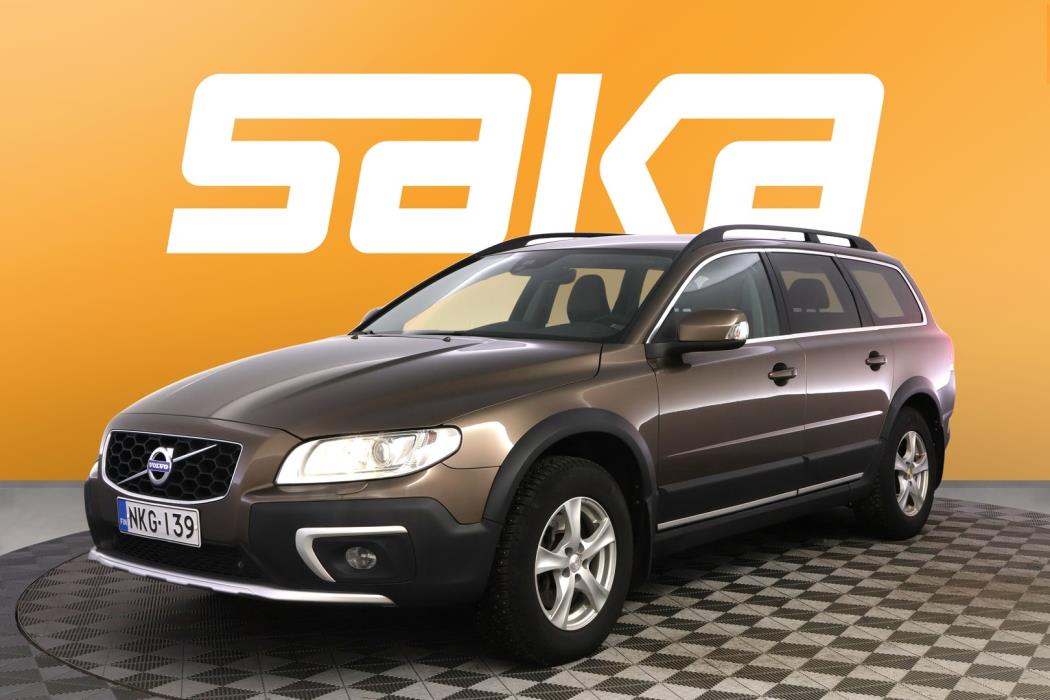 VOLVO XC70 2016