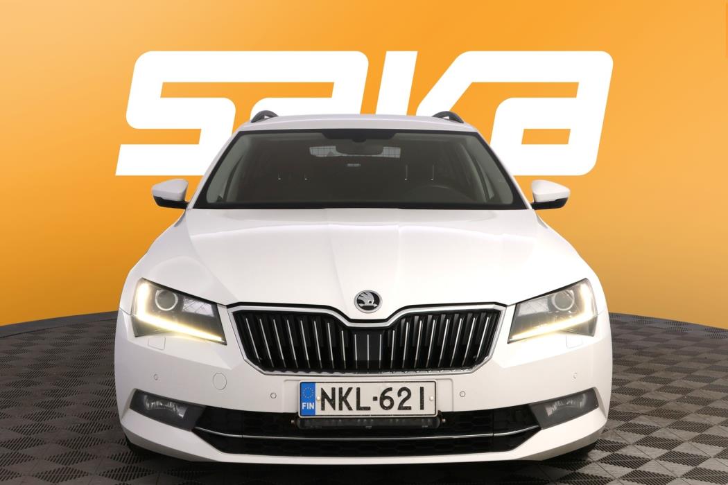 SKODA Superb 2016