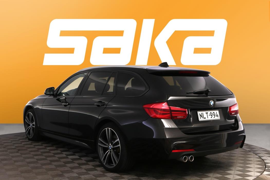 BMW 330 2016