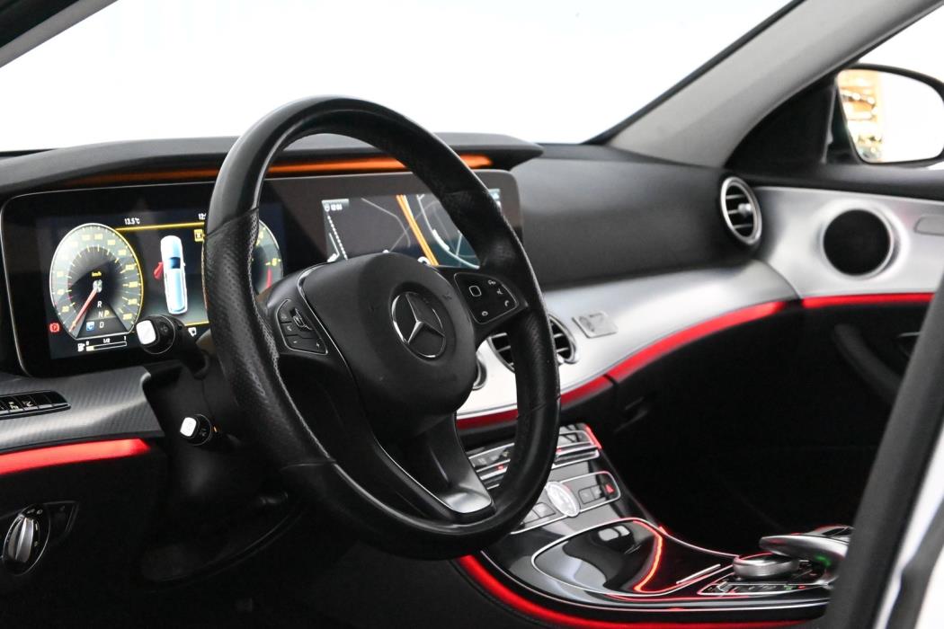 MERCEDES-BENZ E 2017
