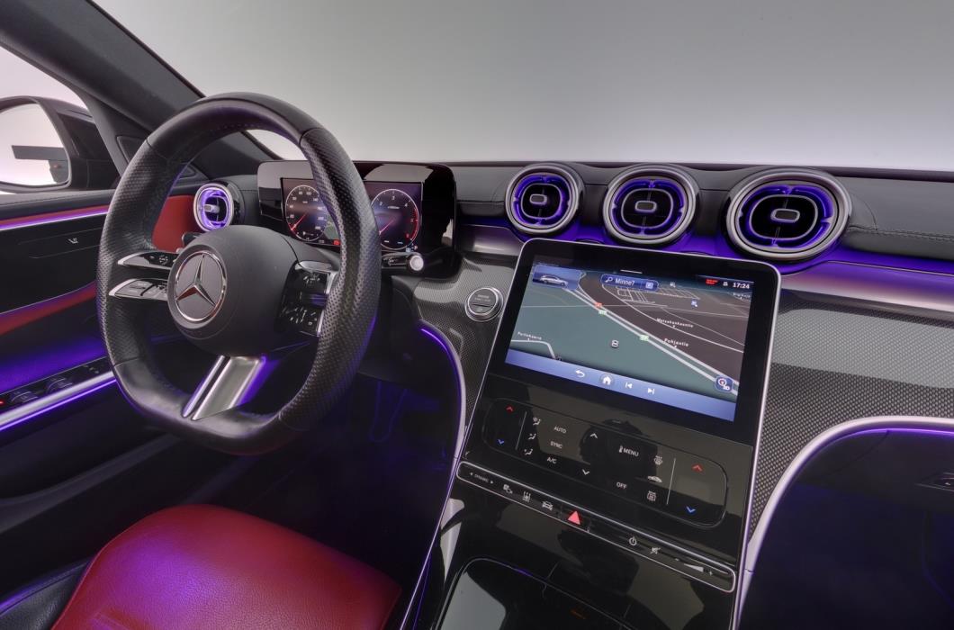 MERCEDES-BENZ C 2023