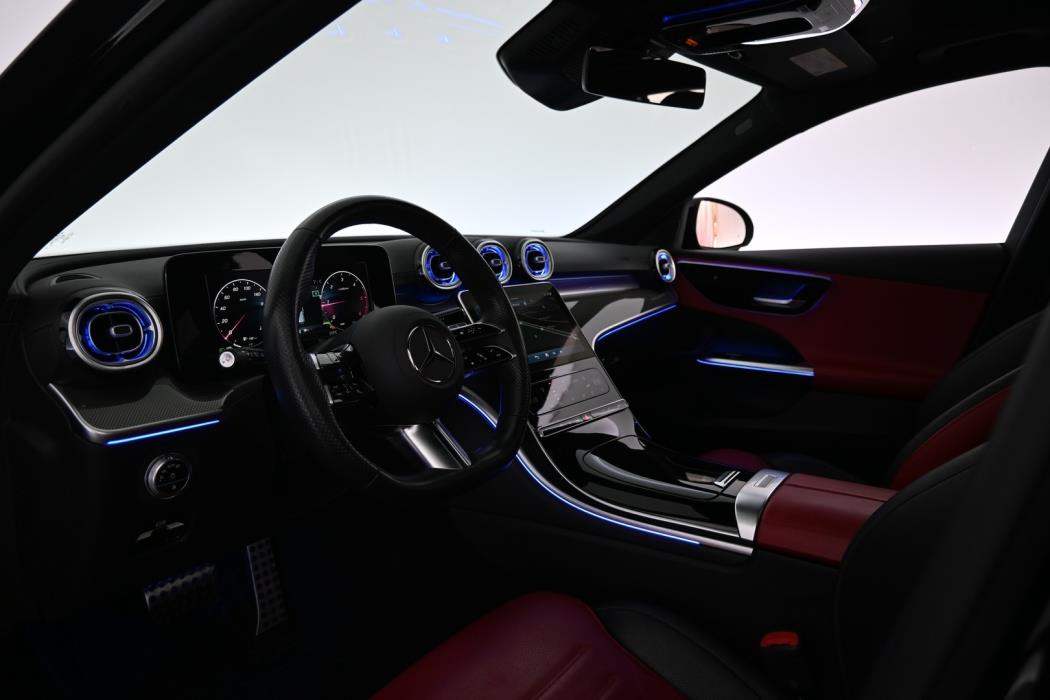 MERCEDES-BENZ C 2023