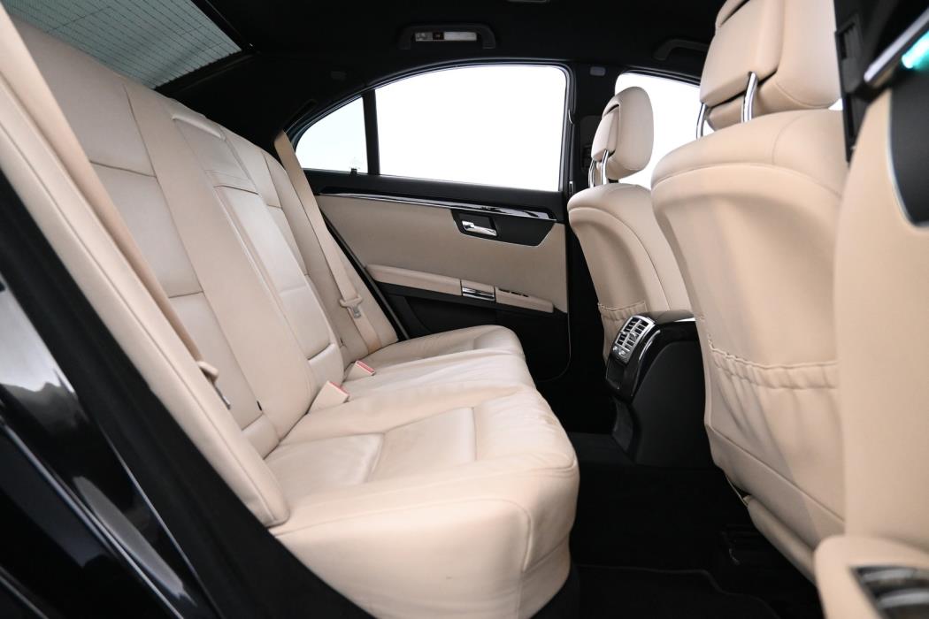 MERCEDES-BENZ S 2012