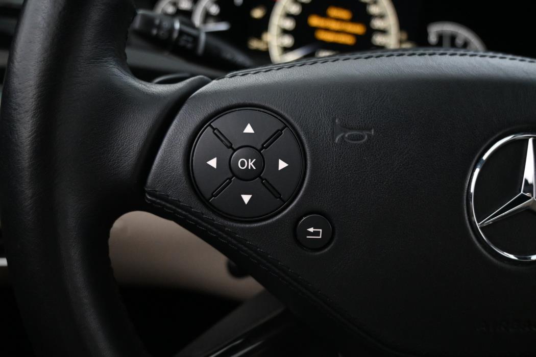 MERCEDES-BENZ S 2012