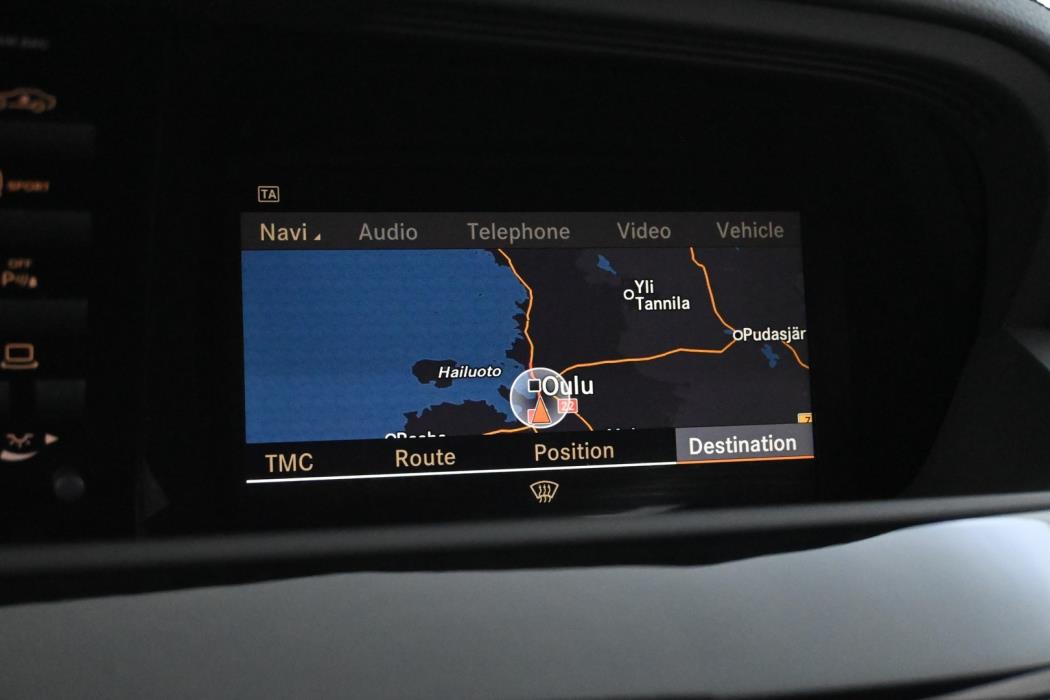 MERCEDES-BENZ S 2012