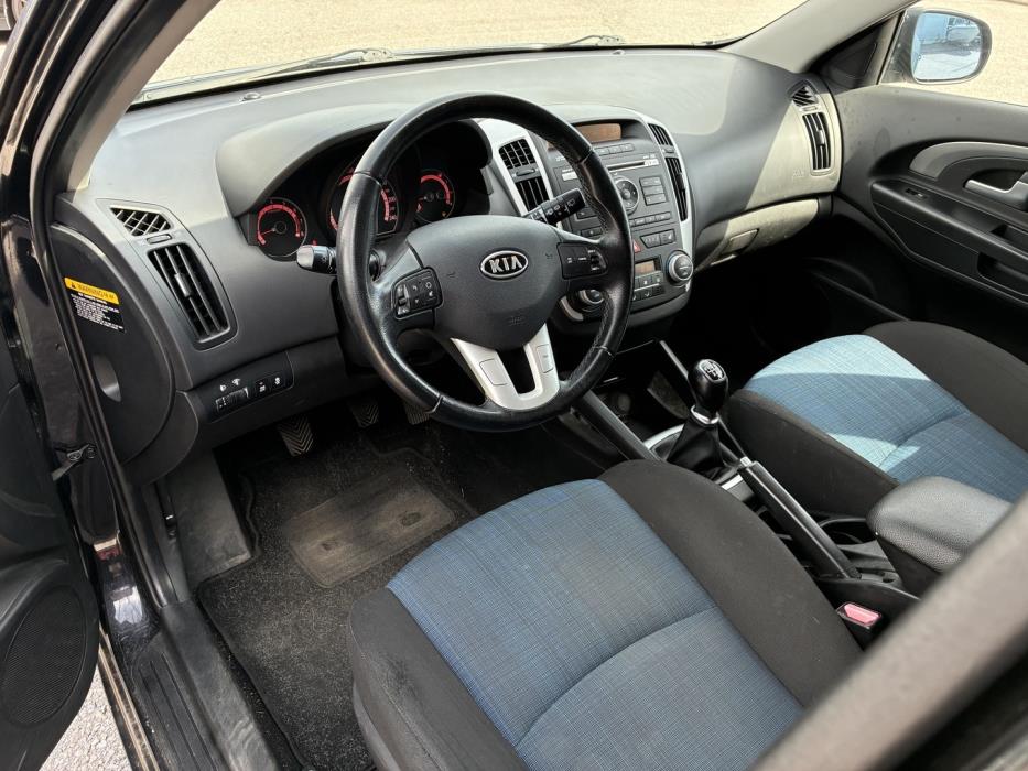 KIA cee'd 2012