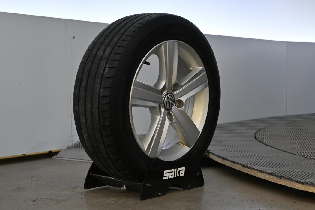 VOLKSWAGEN Golf 2013