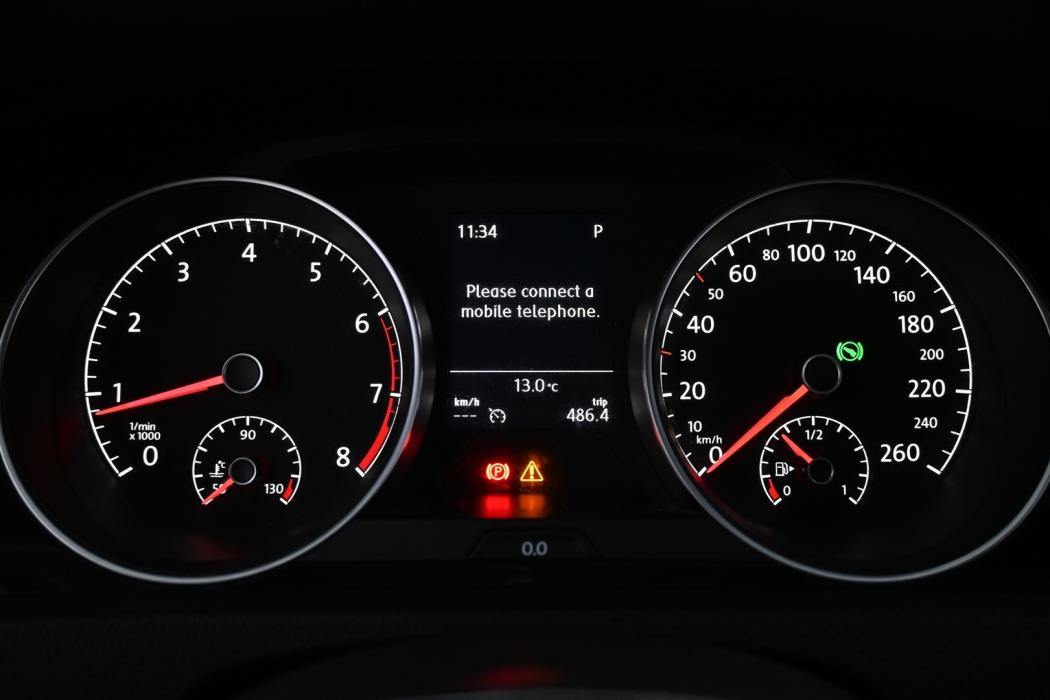 VOLKSWAGEN Golf 2013