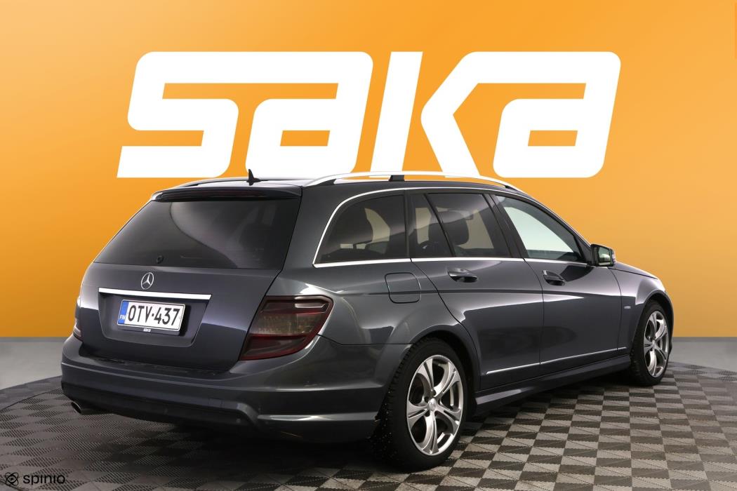 MERCEDES-BENZ C 2011