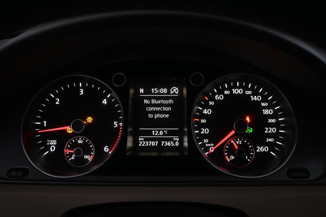 VOLKSWAGEN Passat 2013