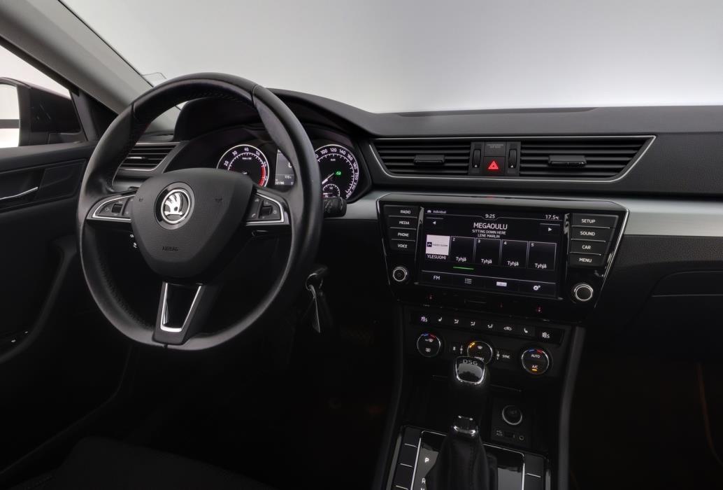 SKODA Superb 2017
