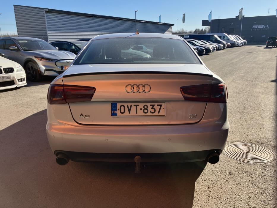 AUDI A6 2012
