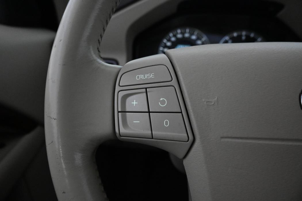 VOLVO V70 2007