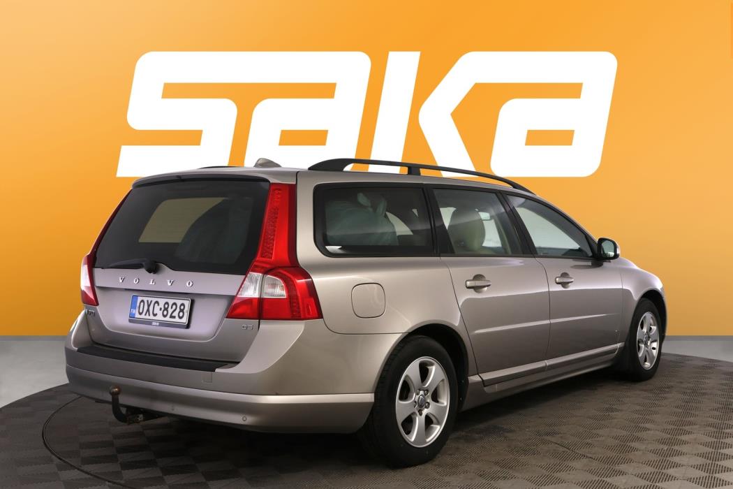VOLVO V70 2007