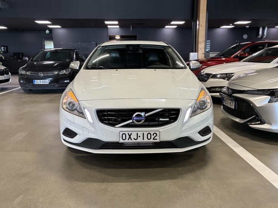 VOLVO V60 2012