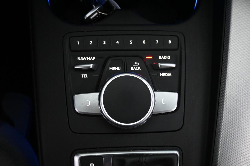 AUDI A4 2018