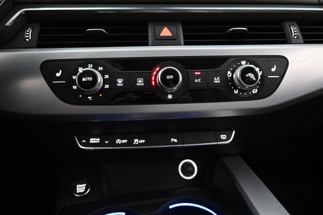 AUDI A4 2018
