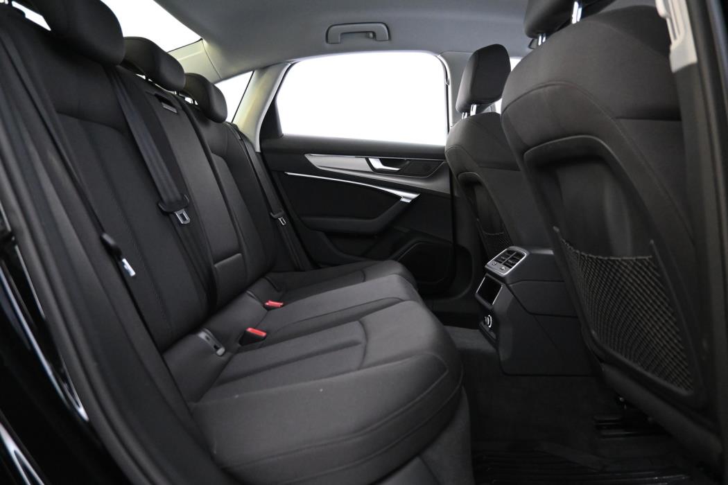 AUDI A6 2021
