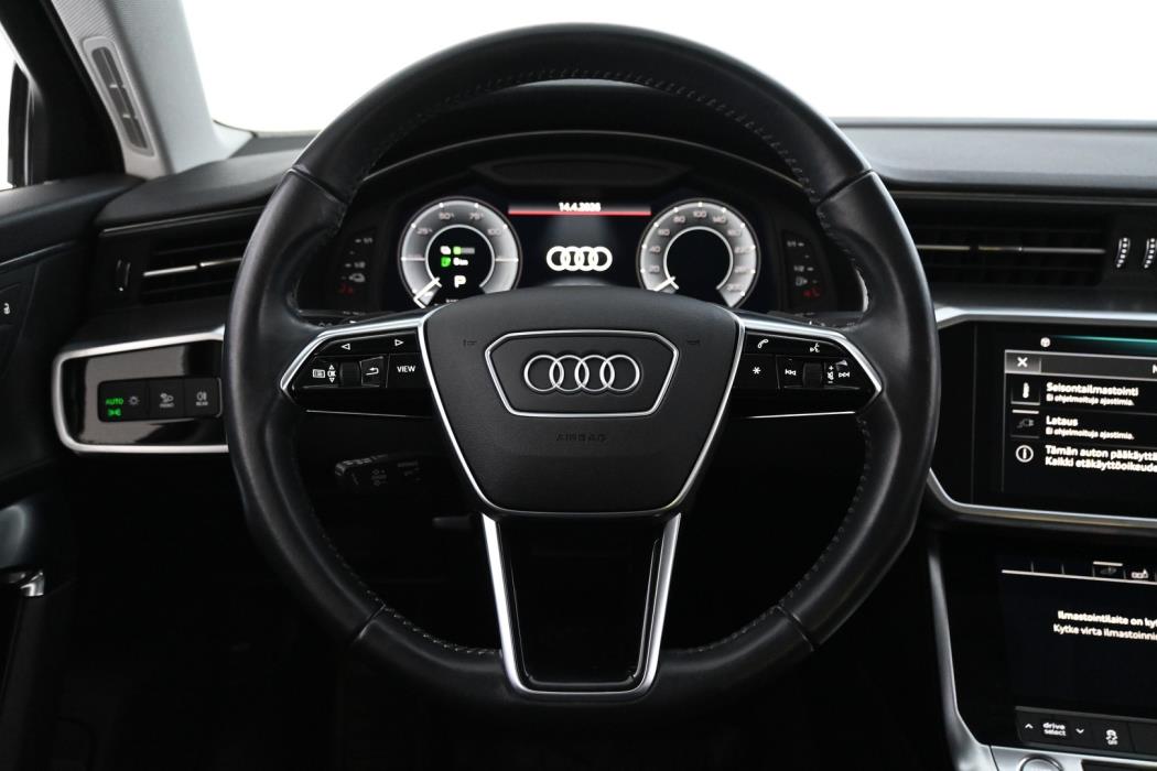 AUDI A6 2021