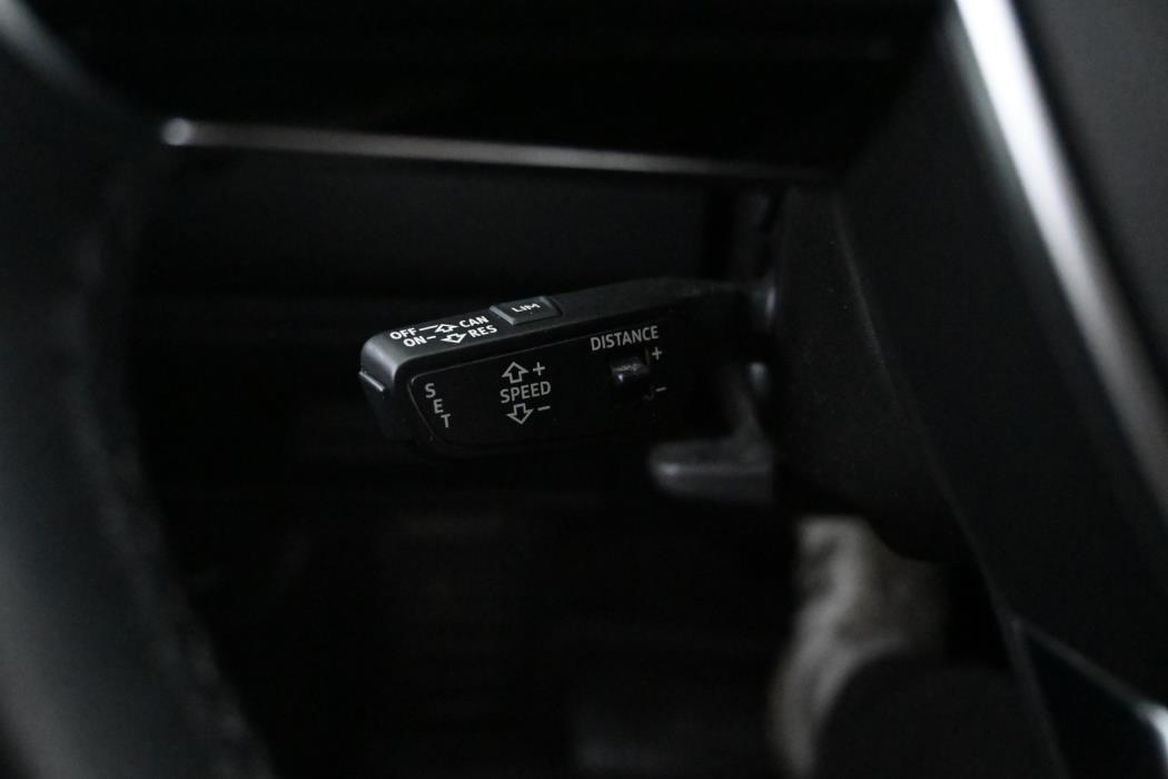 AUDI A6 2021